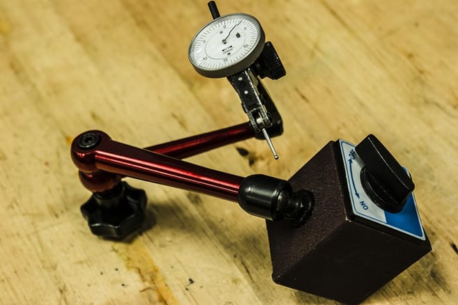 measuring tools for squaring a vise
